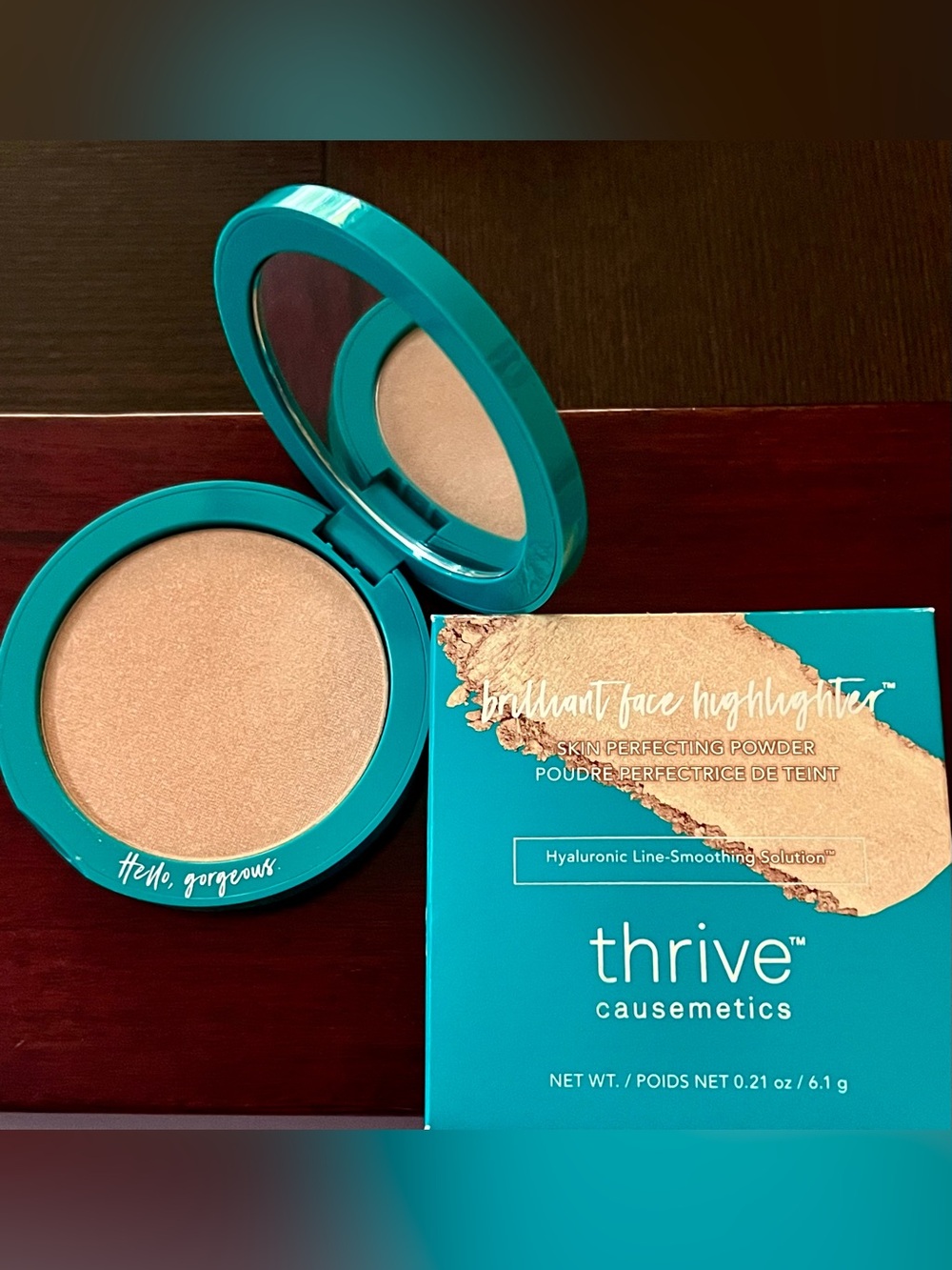 Thrive Face Highlighter for Summer Tropical Glow in SHAEL~ Champagne w/ HYL Acid